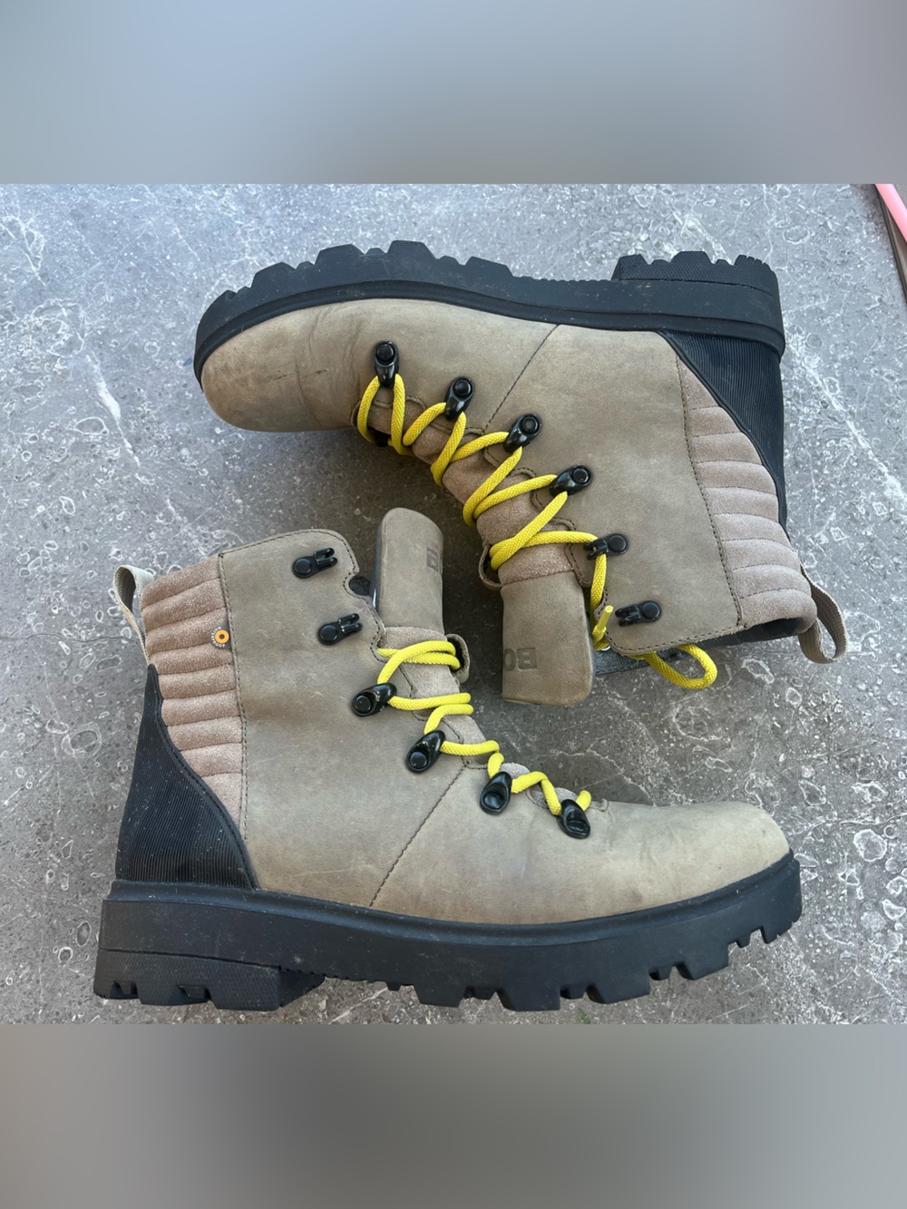 🔥 Like New - Women’s BOGS Holly Lace Leather Boots - Size 9🔥